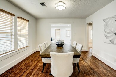 720 W 25th St, Houston, TX 77008 - photo 5