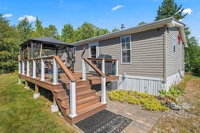 491 Lennon Rd, Carroll, NH 03598 - photo 4