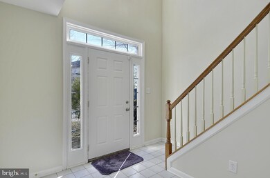 13018 Woodcutter Cir, Germantown, MD 20876 - photo 4