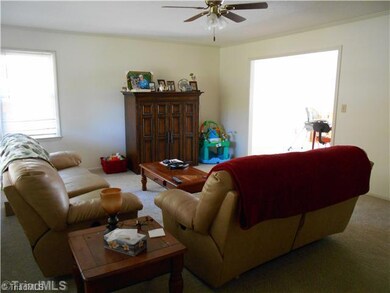 2101 Lambert Dr, Asheboro, NC 27205 - photo 6