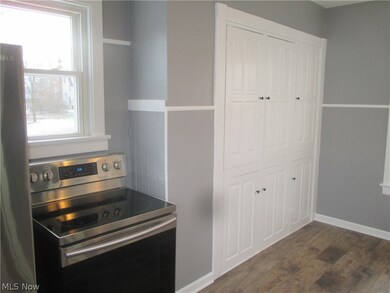 18 Creed St, Struthers, OH 44471 - photo 3