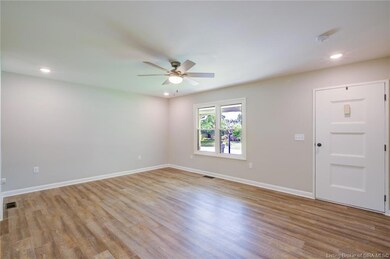 3312 Crestwood Dr, New Albany, IN 47150 - photo 7