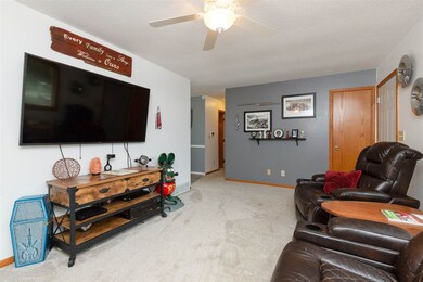 2400 Stewart Rd SE, Cedar Rapids, IA 52403 - photo 5