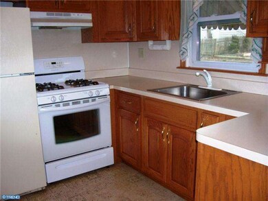 20 Wilson St, Reading, PA 19609 - photo 4