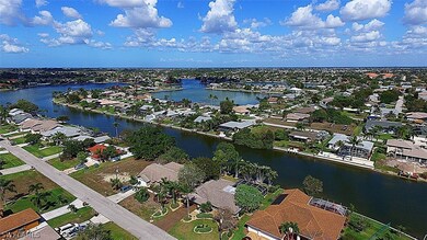 Around the canals to Shamrock Lakes!