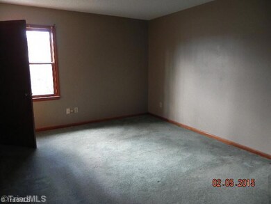 1st Bedroom.
