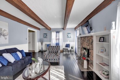 1102 N Front St, Milton, PA 17847 - photo 3