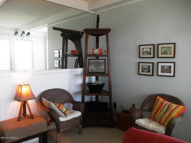 Living Area 2