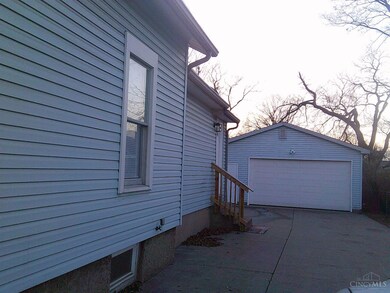 2216 Carolina St, Middletown, OH 45044 - photo 4