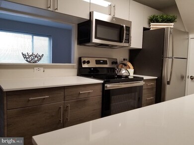 102 W North Ln unit B1, Conshohocken, PA 19428 - photo 3