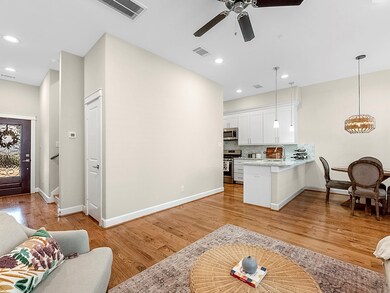 610 Hawthorn Grove Ln, Houston, TX 77009 - photo 6