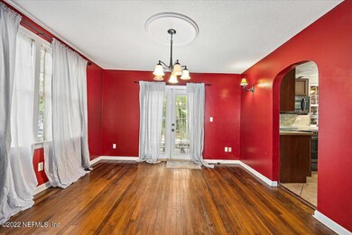 06-Dining Room