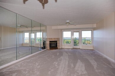 16 Mountain Laurels Dr unit U204, Nashua, NH 03062 - photo 2