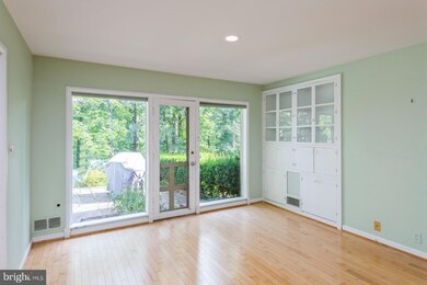 3541 Devon Dr, Falls Church, VA 22042 - photo 3