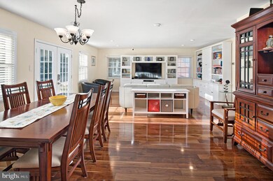 3904 Woodhaven Ln, Bowie, MD 20715 - photo 4