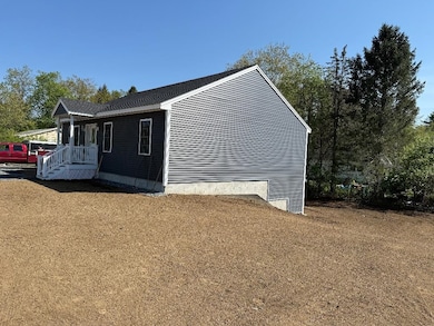 143 Richmond Rd, Winchester, NH 03470 - photo 4