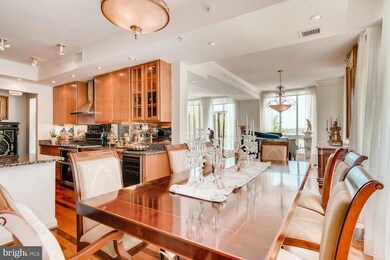 717 President St, Baltimore, MD 21202 - photo 5