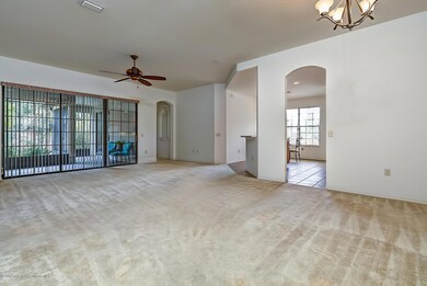 19560 SW 77th Pl (14 of 44)