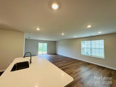 140 Brentwood Dr, Statesville, NC 28625 - photo 4