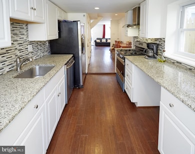 119 S Schroeder St, Baltimore, MD 21223 - photo 4