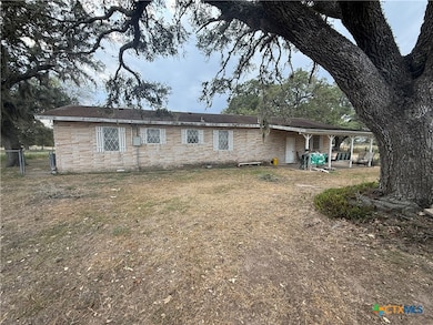 254 County Road 444, Hallettsville, TX 77964 - photo 7