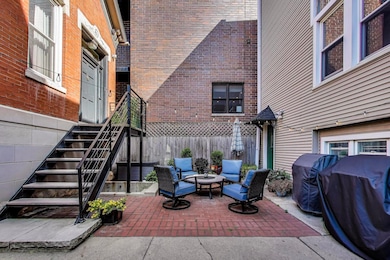 918 N Winchester Ave unit 4, Chicago, IL 60622 - photo 4