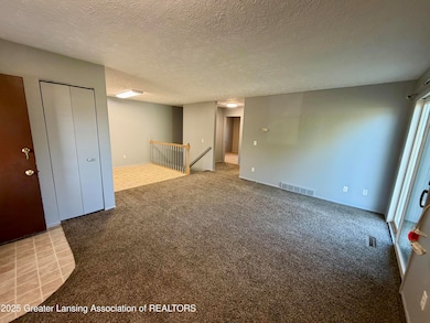 612 S Dibble Blvd, Lansing, MI 48917 - photo 3