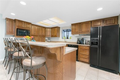 17117 Gravenstein Rd, Bothell, WA 98012 - photo 7