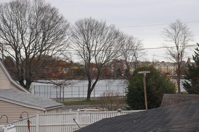 11 Orchard St, Salem, MA 01970 - photo 5