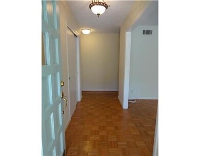 Foyer.