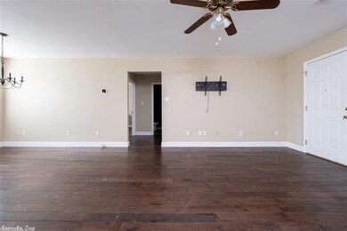 4617 Crow Ln, Little Rock, AR 72223 - photo 5