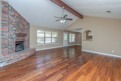 16778 Gleneagle Dr N, Conroe, TX 77385 - photo 4