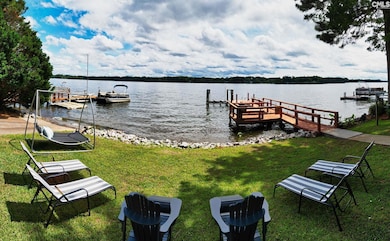 200 Mariners Pointe Rd, Prosperity, SC 29127 - photo 2