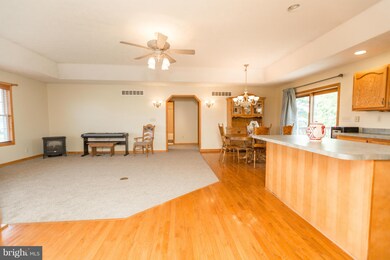 204 Trefoil Ct, Winchester, VA 22602 - photo 6