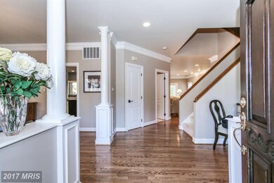 12041 Creekbend Dr, Reston, VA 20194 - photo 2