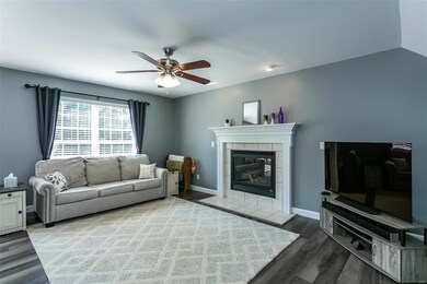 12 Annebriar Dr, Maryville, IL 62062 - photo 6