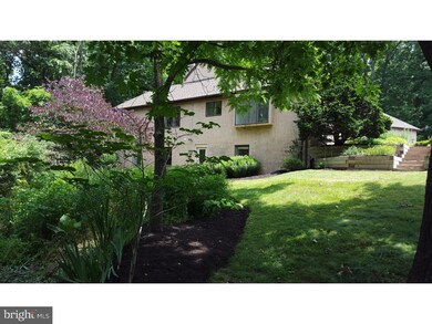 147 Barton Dr, Spring City, PA 19475 - photo 2