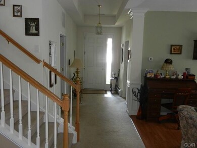 5112 Valley Stream Ln unit 49, Macungie, PA 18062 - photo 4