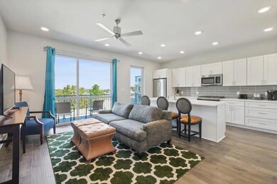 Open layout in unit 421