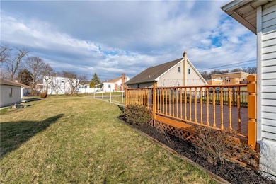 325 S 6th St, Emmaus, PA 18049 - photo 6