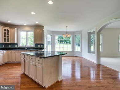 1950 Tanterra Ct, Woodbridge, VA 22191 - photo 5