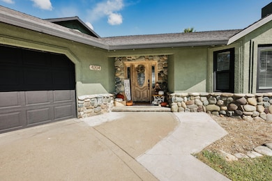 4204 Sudden Wind Ct, Redding, CA 96001 - photo 2