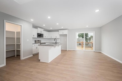 1015 2nd St, Perry, KS 66073 - photo 3