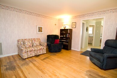 2130 Darrow Ave, Klamath Falls, OR 97601 - photo 4