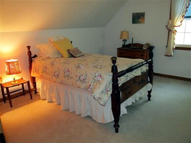 561 Locustfield Rd, East Falmouth, MA 02536 - photo 6