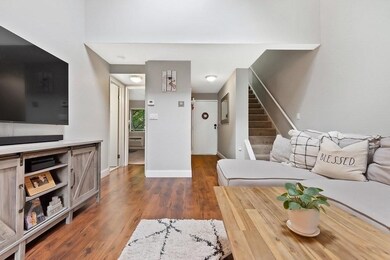 11 Barton Square unit 204, Salem, MA 01970 - photo 3