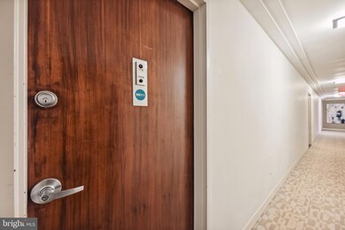 Harbour Square unit 611, Washington, DC 20024 - photo 2