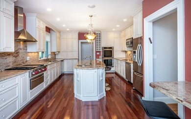 27 Trinity Terrace, Newton Center, MA 02459 - photo 4