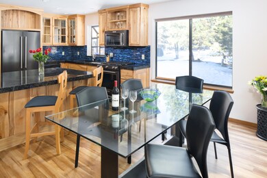 Kitchen/Dining