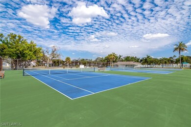 4279 Island Cir unit A, Fort Myers, FL 33919 - photo 5